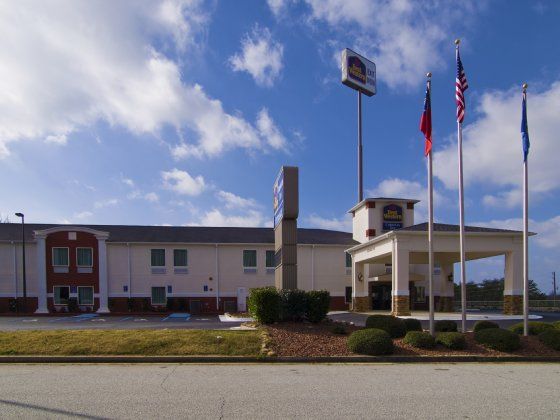 Hotel Baymont By Wyndham Cornelia Exteriér fotografie